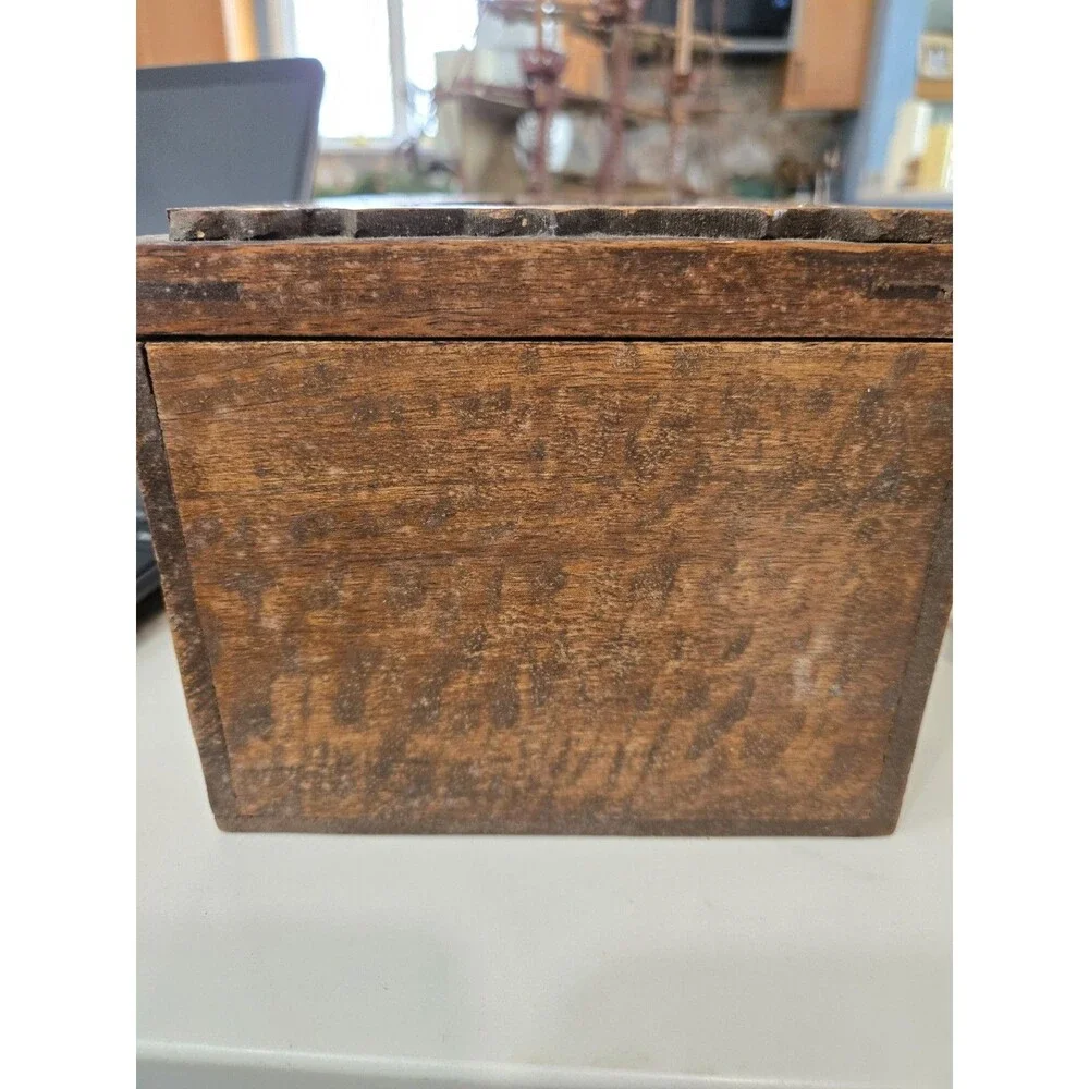 Vtg hand-carved wooden box - Keepsakes, Memories, Recipes Jewelry Trinket Box